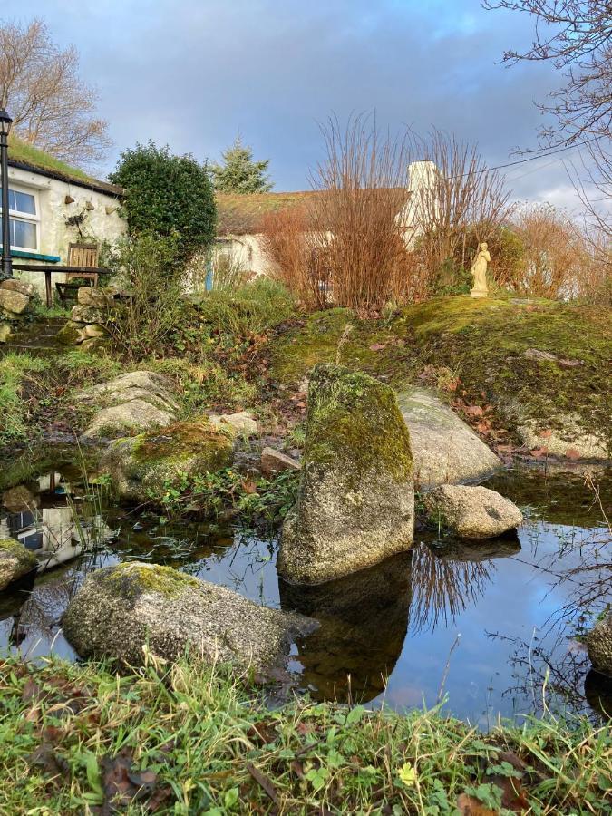 The Rockhouse - Cosy Stone Built Thatch Cottage Dungloe Bagian luar foto