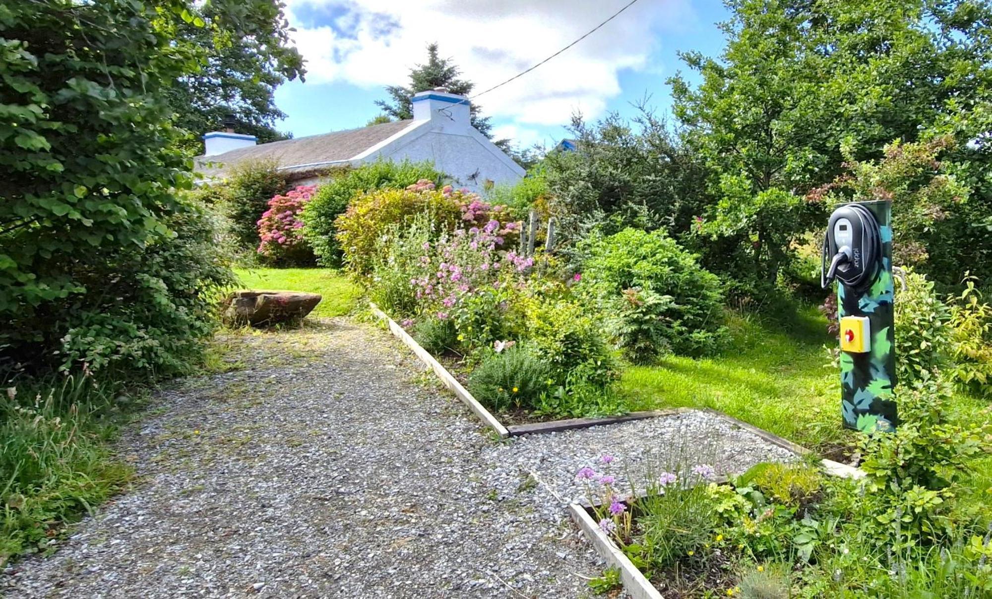The Rockhouse - Cosy Stone Built Thatch Cottage Dungloe Bagian luar foto